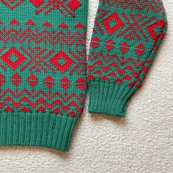 Vintage 80s Marshall Fields 3D Pattern Knit Christmas Ski Crewneck Sweater (S/M) - Picture 2 of 8